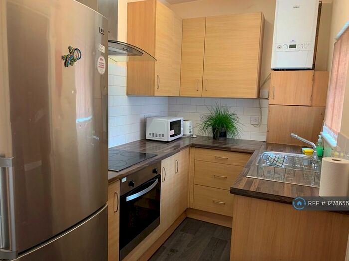 4 Bedroom End Of Terrace House To Rent In Shoreham Street, Sheffield, S1