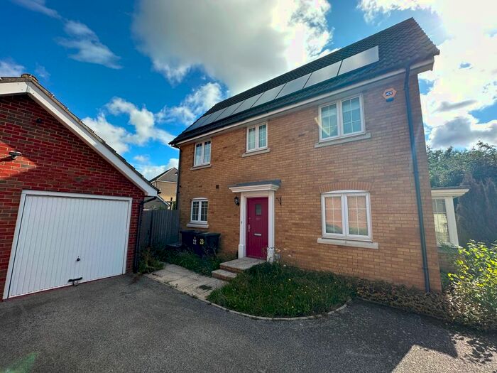 3 Bedroom Detached House To Rent In Lapwing Grove, Stowmarket, IP14