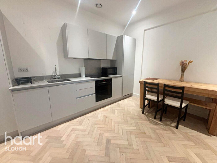 1 Bedroom Flat To Rent In Bath Road, Slough, SL1