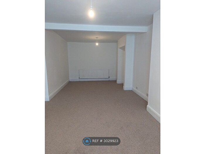 4 Bedroom Semi-Detached House To Rent In Old Church Road, Coventry, CV6