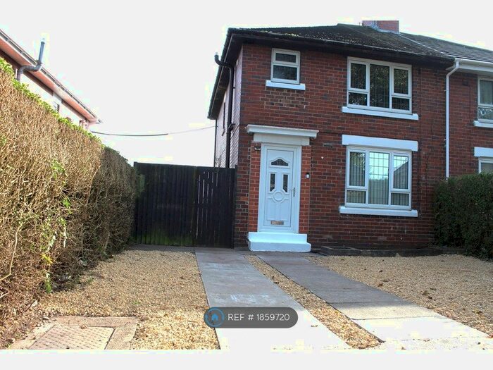 3 Bedroom Semi-Detached House To Rent In Seddon Road, Stoke-On-Trent, ST3