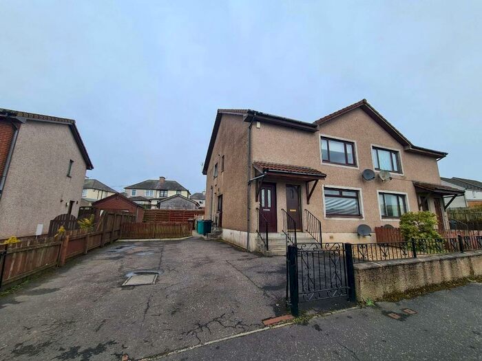 2 Bedroom Flat To Rent In Easter Road, Shotts, ML7