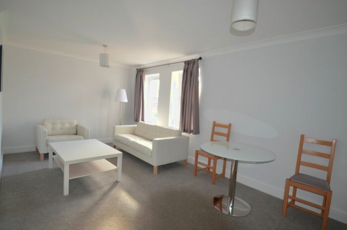 2 Bedroom Flat To Rent In Kingston Road, Wimbledon, SW19