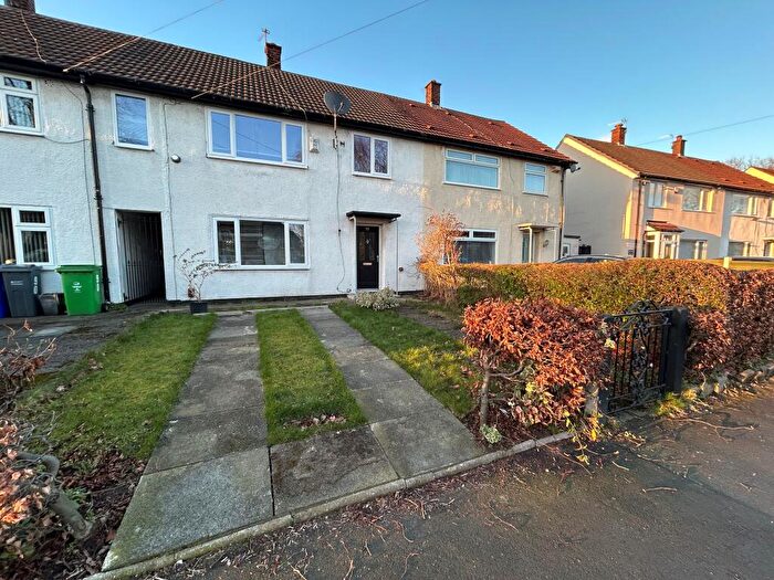 3 Bedroom House To Rent In Moorcroft Road, M23