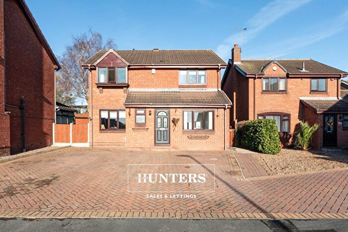 4 Bedroom Detached House For Sale In Holgate Road, Pontefract, WF8