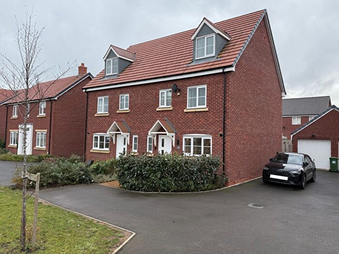 4 Bedroom Semi Detached House To Rent In Saddler Place, Wellesbourne, Warwick, CV35