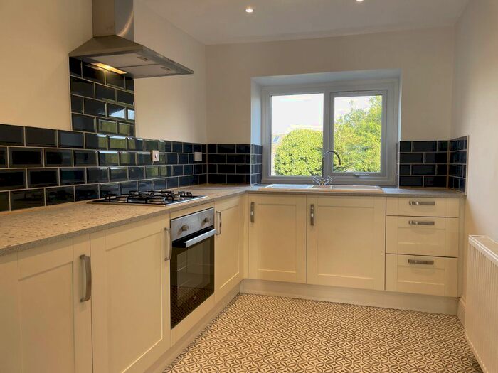 2 Bedroom Property To Rent In Montana Place, Landore, Swansea, SA1