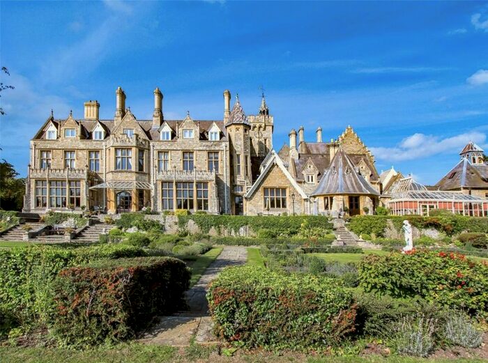 3 Bedroom Flat For Sale In Gilston, Harlow, Hertfordshire, CM20