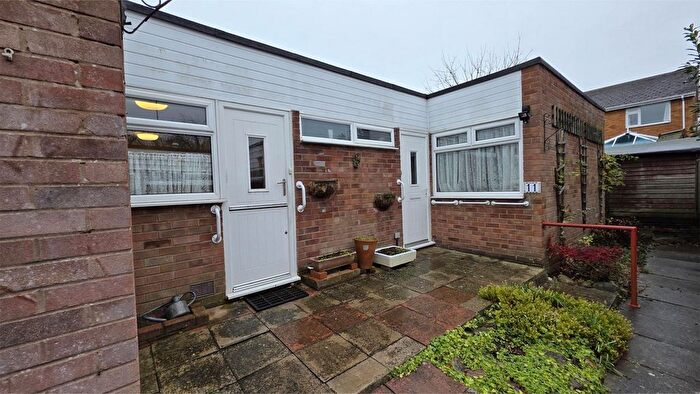 2 Bedroom Bungalow For Sale In Elmbank, Southam, CV47