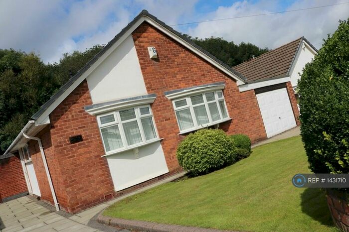 3 Bedroom Bungalow To Rent In Quickswood Drive, Liverpool, L25