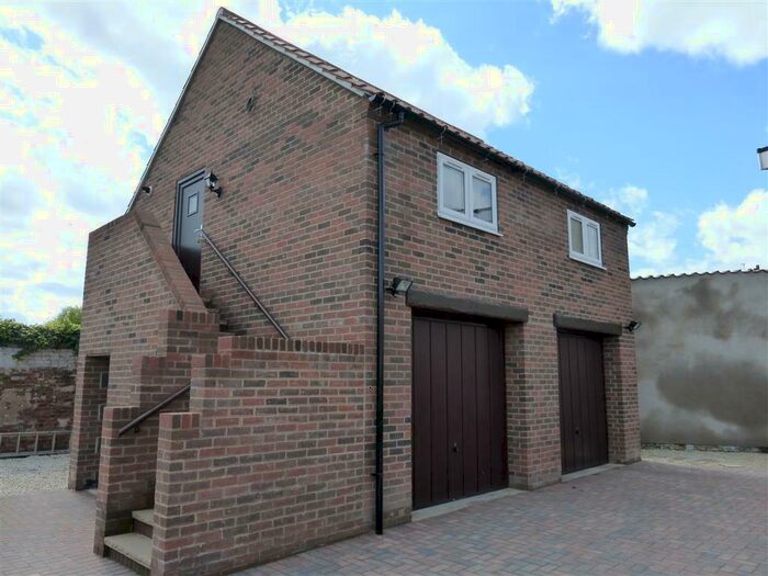 1 Bedroom Flat To Rent In Church Street, Bawtry, Doncaster, DN10