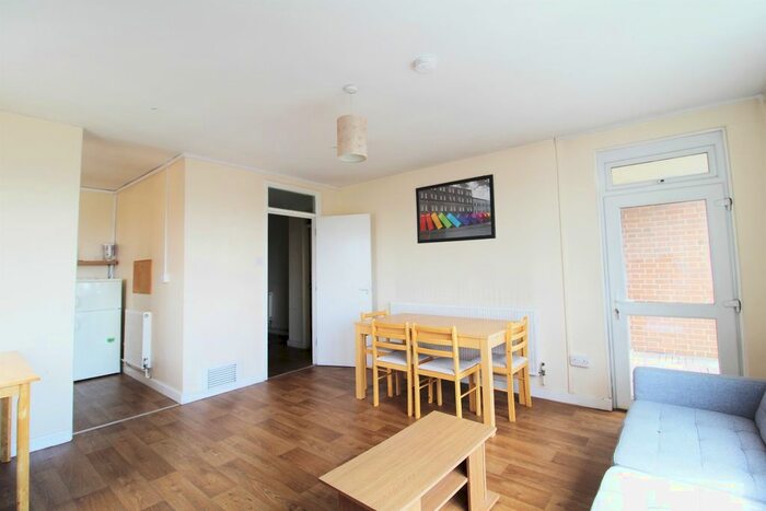 1 Bedroom Flat To Rent In Lant Street, Southwark, London, SE1