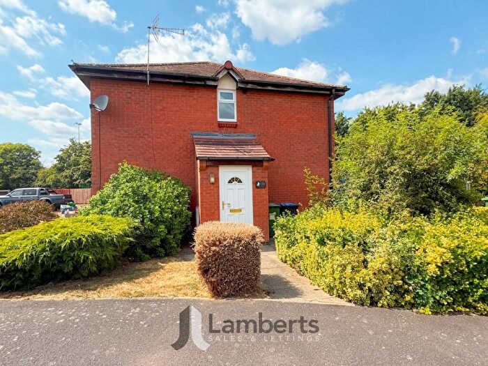 2 Bedroom End Of Terrace House For Sale In Abbeyfields Drive, Studley, B80