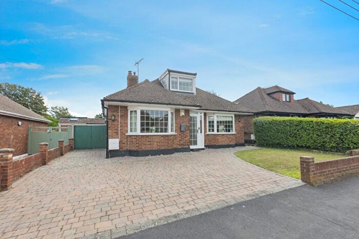 3 Bedroom Bungalow For Sale In Orchard Close, Longfield, Kent, DA3