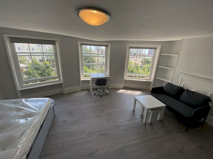 Studio To Rent In Norfolk Square, Brighton, BN1