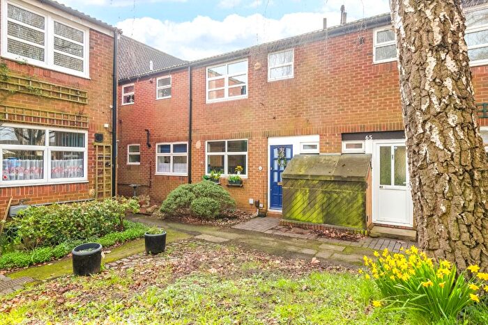3 Bedroom Terraced House For Sale In Guessens Road, Welwyn Garden City, Hertfordshire, AL8