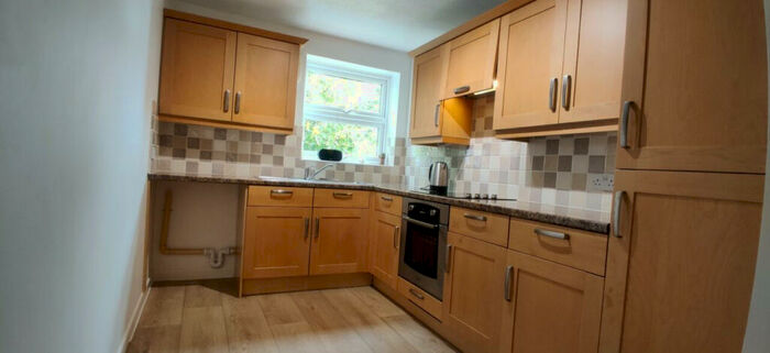 2 Bedroom Flat To Rent In Highcliff Court, East Cliff Road, Dawlish, Devon, EX7