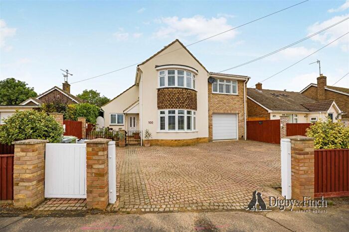 5 Bedroom House For Sale In Queens Walk, Stamford, PE9
