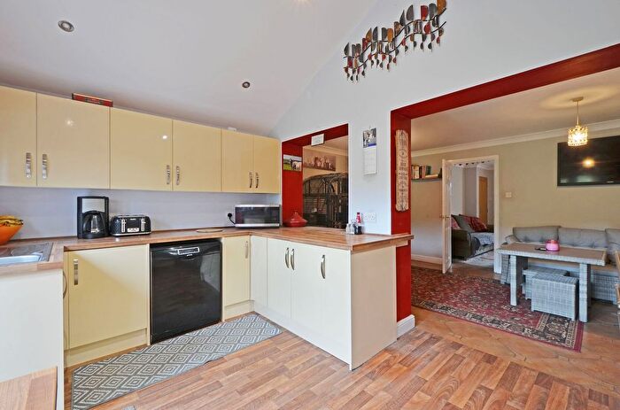 3 Bedroom Semi-Detached House For Sale In Morwenna Gardens, Perranporth, TR6