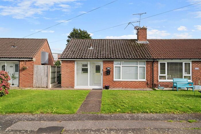 1 Bedroom Semi-Detached Bungalow For Sale In Oriel Drive, Aintree Village, Liverpool, L10
