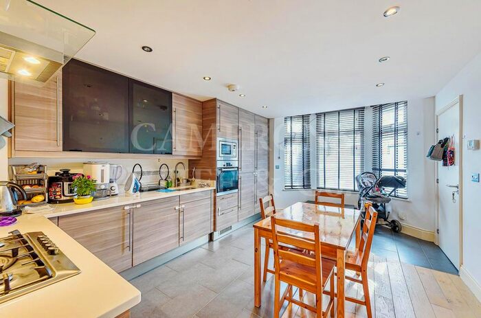 2 Bedroom Flat To Rent In Villiers Road, Willesden, NW2