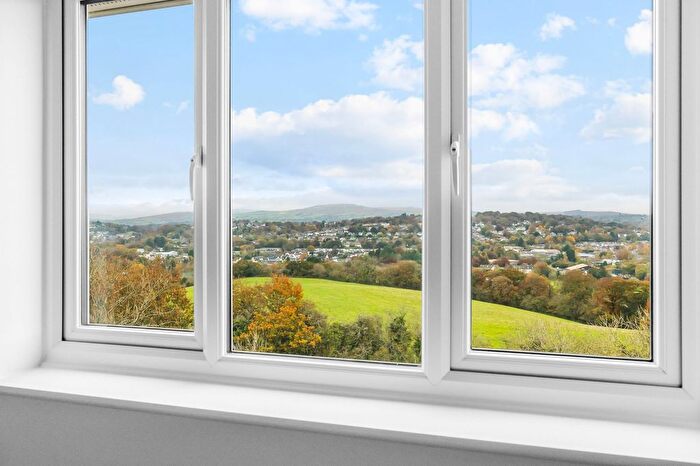 3 Bedroom Terraced House For Sale In Callington Road, Tavistock, PL19