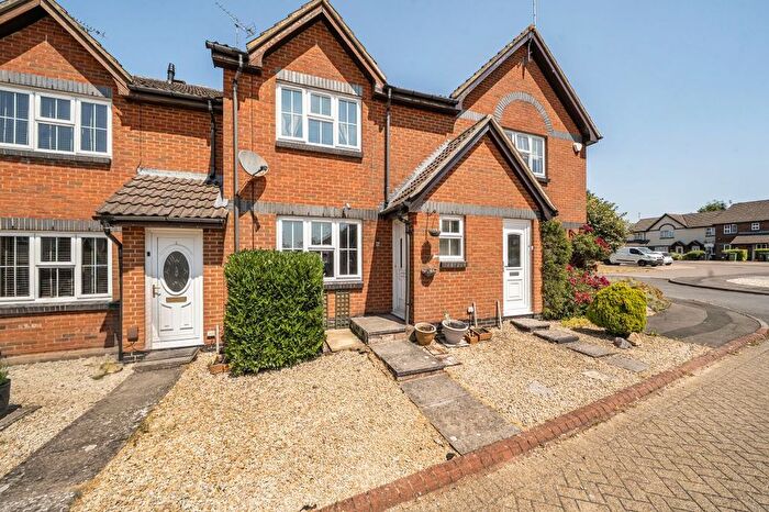 3 Bedroom Terraced House For Sale In Harvester Close, Middleleaze, Swindon, SN5