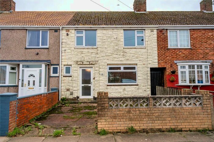3 Bedroom Terraced House For Sale In Carnforth Crescent, Grimsby, Lincolnshire, DN34