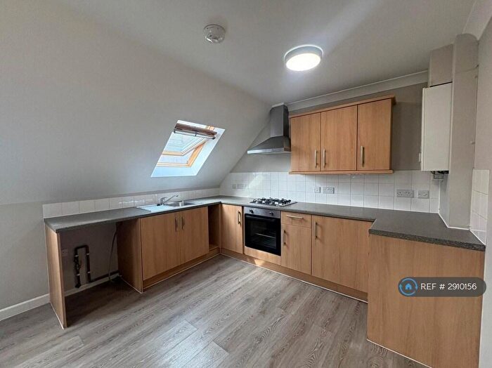 1 Bedroom Flat To Rent In Priory Court, Bournemouth, BH9