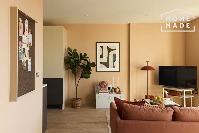 1 Bedroom Flat To Rent In Bale Amp; Anchor, Conington Road, SE13