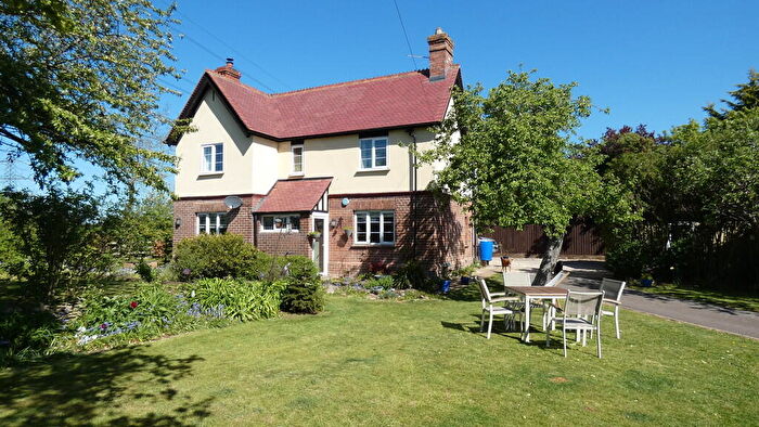 4 Bedroom Detached House For Sale In Corsham Road, Lacock, SN15