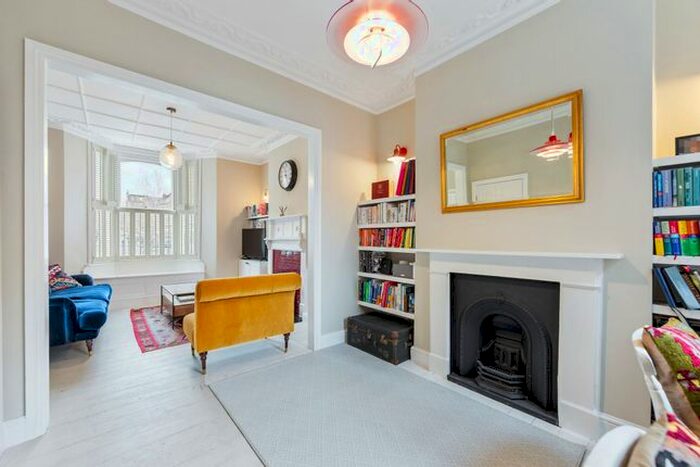 3 Bedroom Terraced House To Rent In Thorpedale Road, London, N4