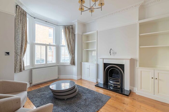 4 Bedroom Detached House To Rent In Lettice Street, Parsons Green, Hammersmith And Fulham, London, SW6