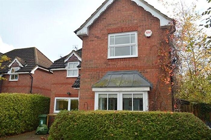 5 Bedroom House To Rent In Russet Drive, St Albans, AL4