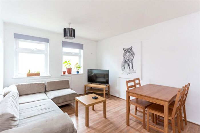1 Bedroom Apartment To Rent In Highbury Station Road, Highbury Corner, N1
