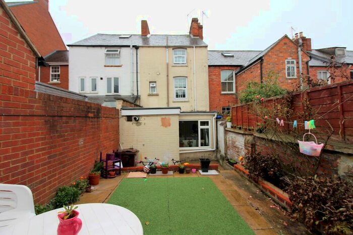 4 Bedroom Terraced House To Rent In Newland Road, Banbury, OX16