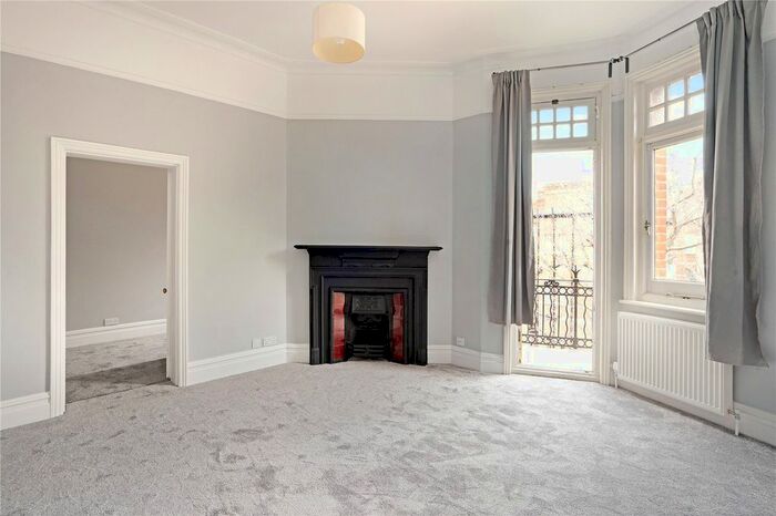 4 Bedroom Flat To Rent In Brook Green, London, W6