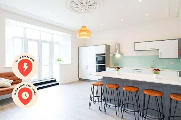 5 Bedroom Apartment To Rent In Clifton Park Road, Clifton, Bristol, Bristol, BS8