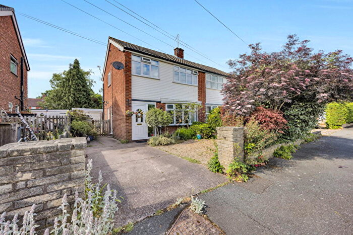 3 Bedroom Semi-Detached House For Sale In Cledford Crescent, Middlewich, CW10