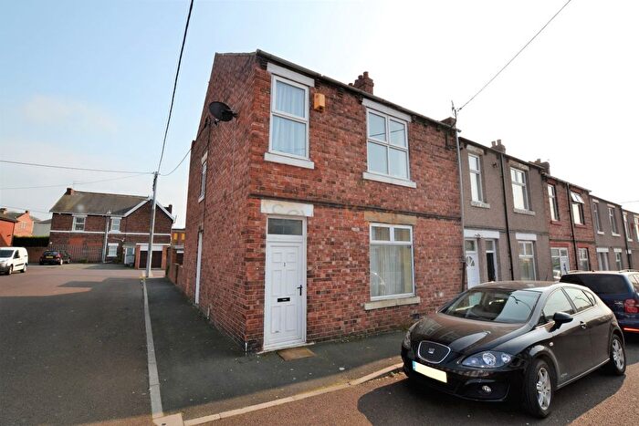 2 Bedroom Flat For Sale In Morris Street, Birtley, DH3