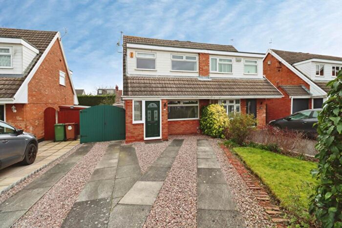 3 Bedroom Semi Detached House To Rent In Dearnford Avenue, Bromborough, CH62
