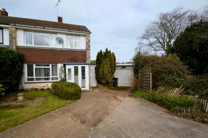 3 Bedroom Semi-Detached House For Sale In Hollow Glade, Godshill, Isle Of Wight, PO38