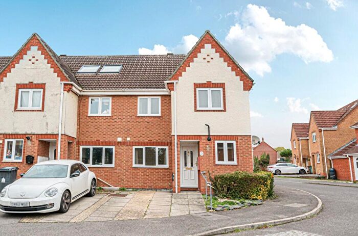 3 Bedroom End Of Terrace House For Sale In Borkum Close, Andover, SP10