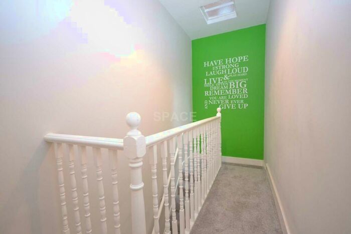5 Bedroom Terraced House To Rent In St. Bartholomews Road, Reading, RG1