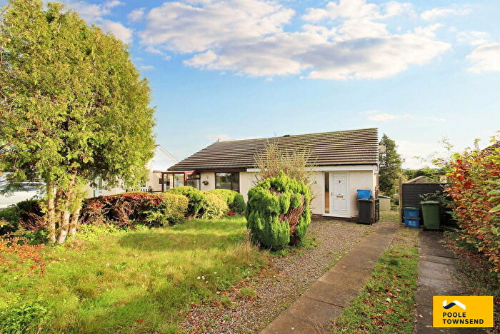 2 Bedroom Semi-Detached Bungalow For Sale In Birchwood Close, Kendal, LA9