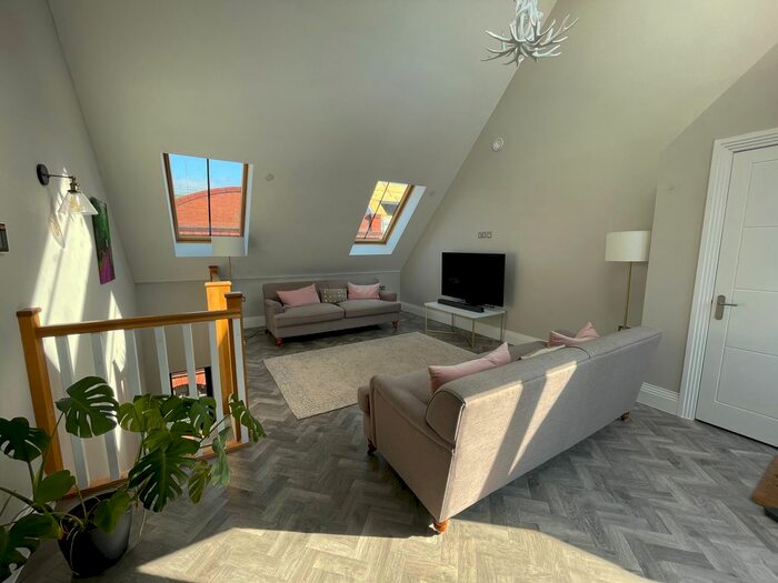 3 Bedroom Terraced House To Rent In Northwood Street, Birmingham, B3