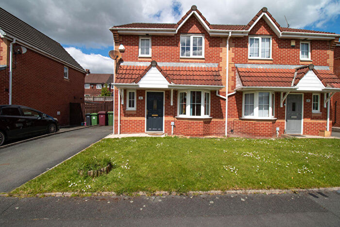 3 Bedroom Semi-Detached House For Sale In Elterwater Road, Farnworth, Bolton, BL4