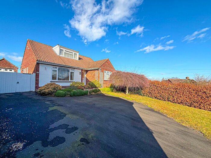 3 Bedroom Detached Bungalow For Sale In Holford Road, Durleigh, Bridgwater, TA6