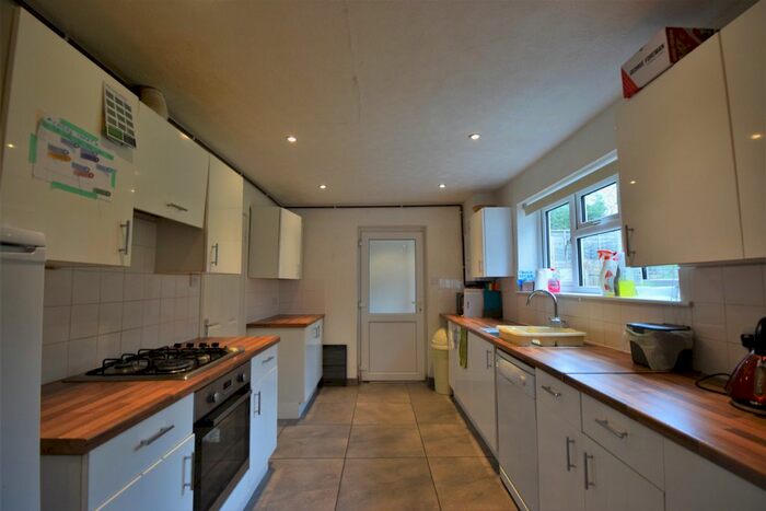 4 Bedroom Semi-Detached House To Rent In Blackwell Avenue, Guildford GU2