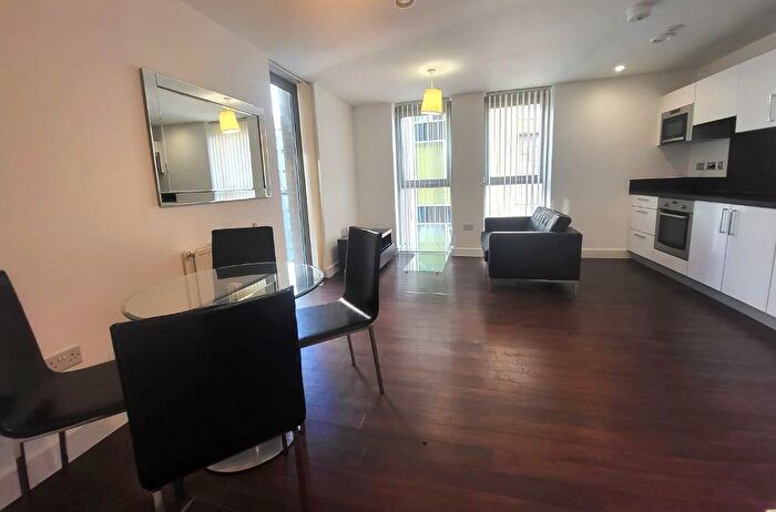 1 Bedroom Flat To Rent In Da Vinci Torre, Renaissance, Loampitt Vale, Lewisham, SE13